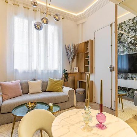 Le Studio Des Champs Elysees Paris Luaran gambar